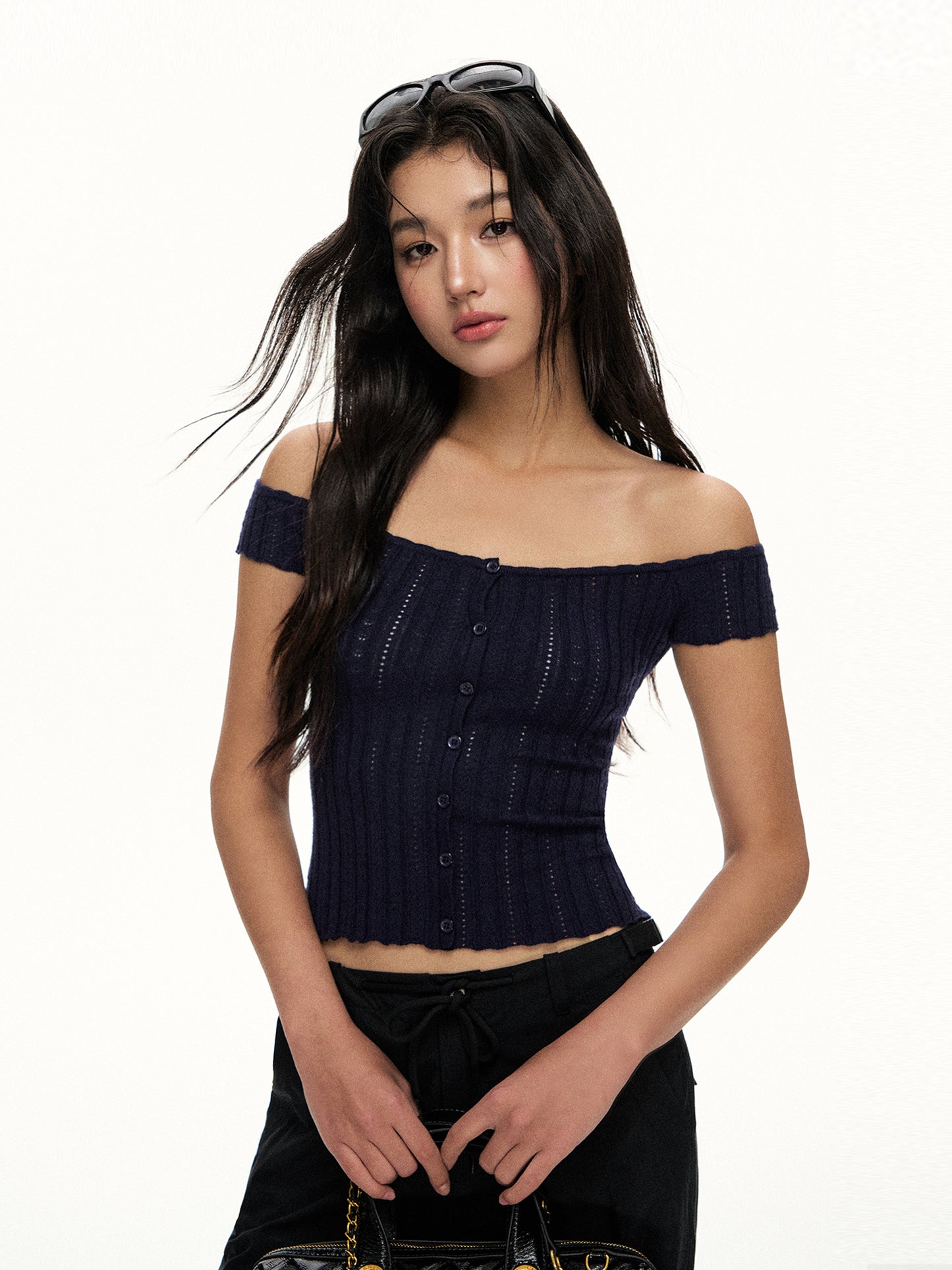 Julia  Tee