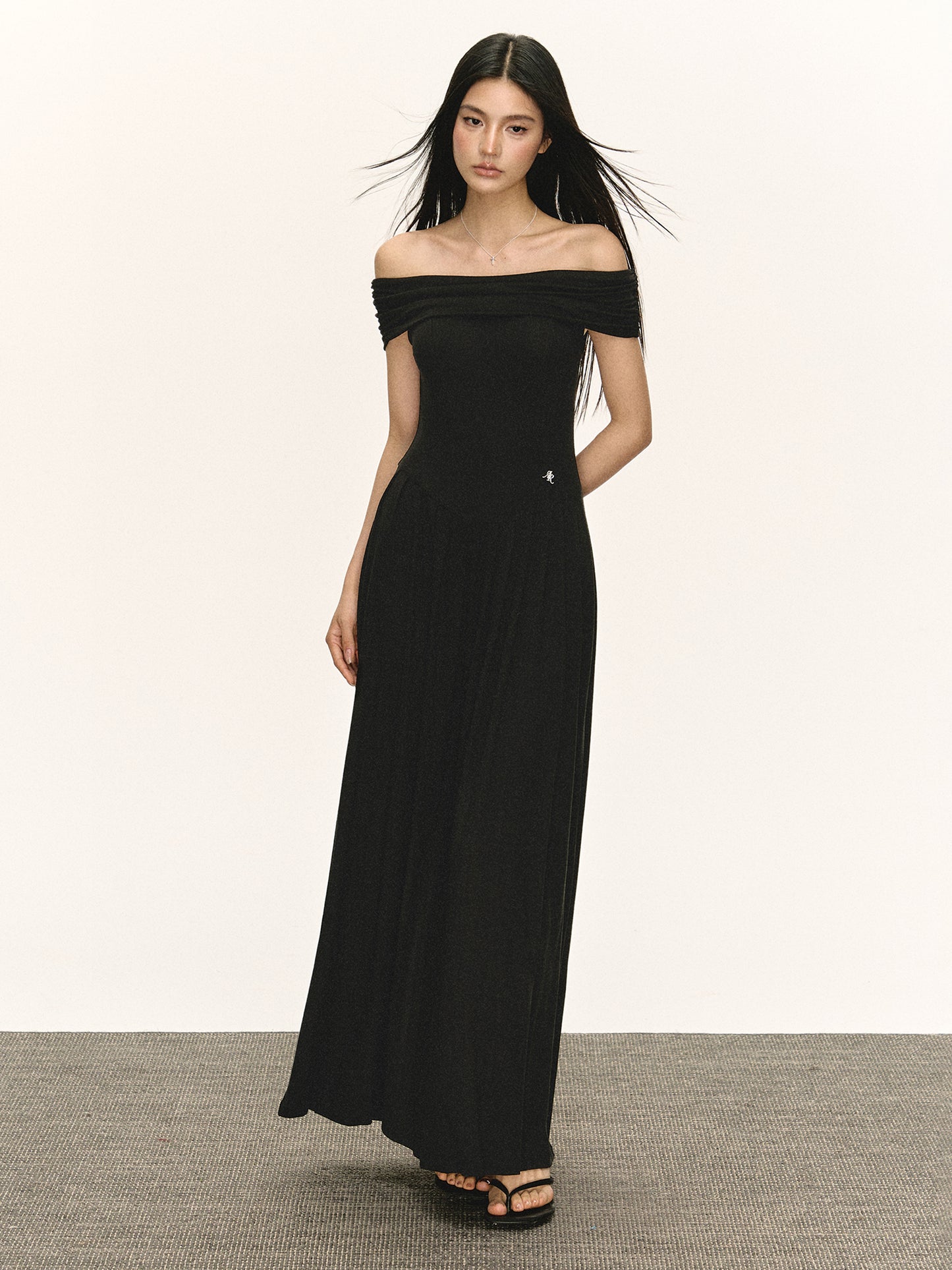 Leto Dresses