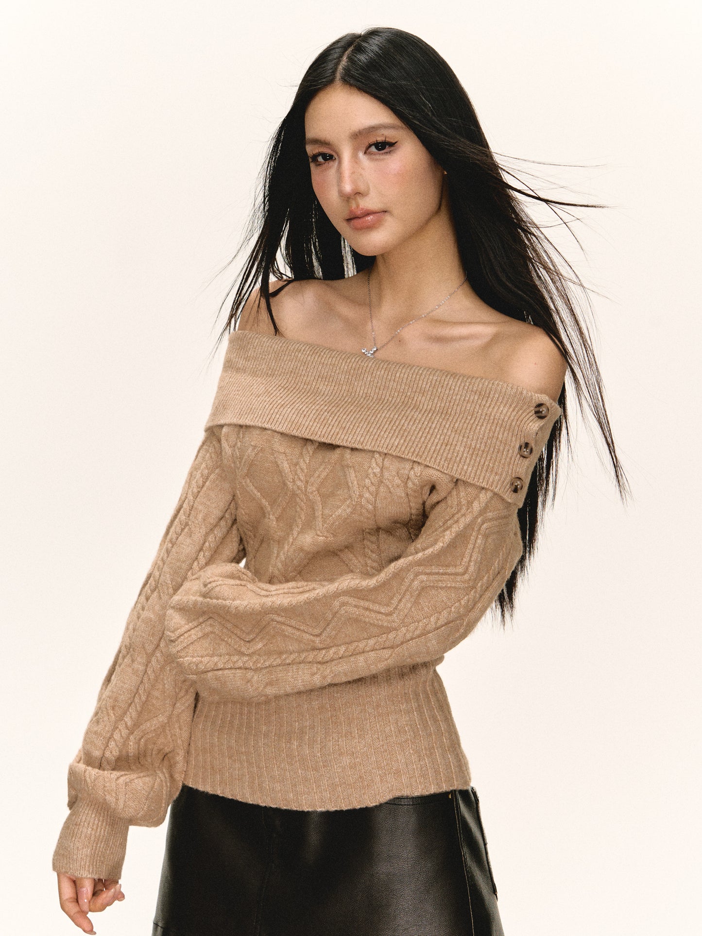 Taion sweater