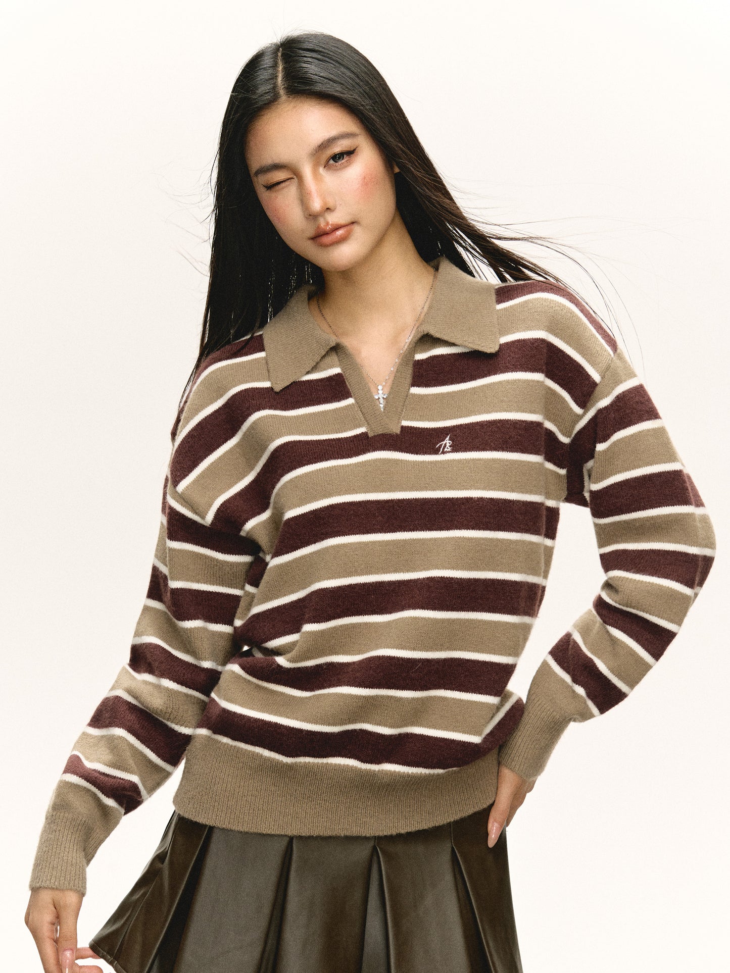 Phoebe sweater