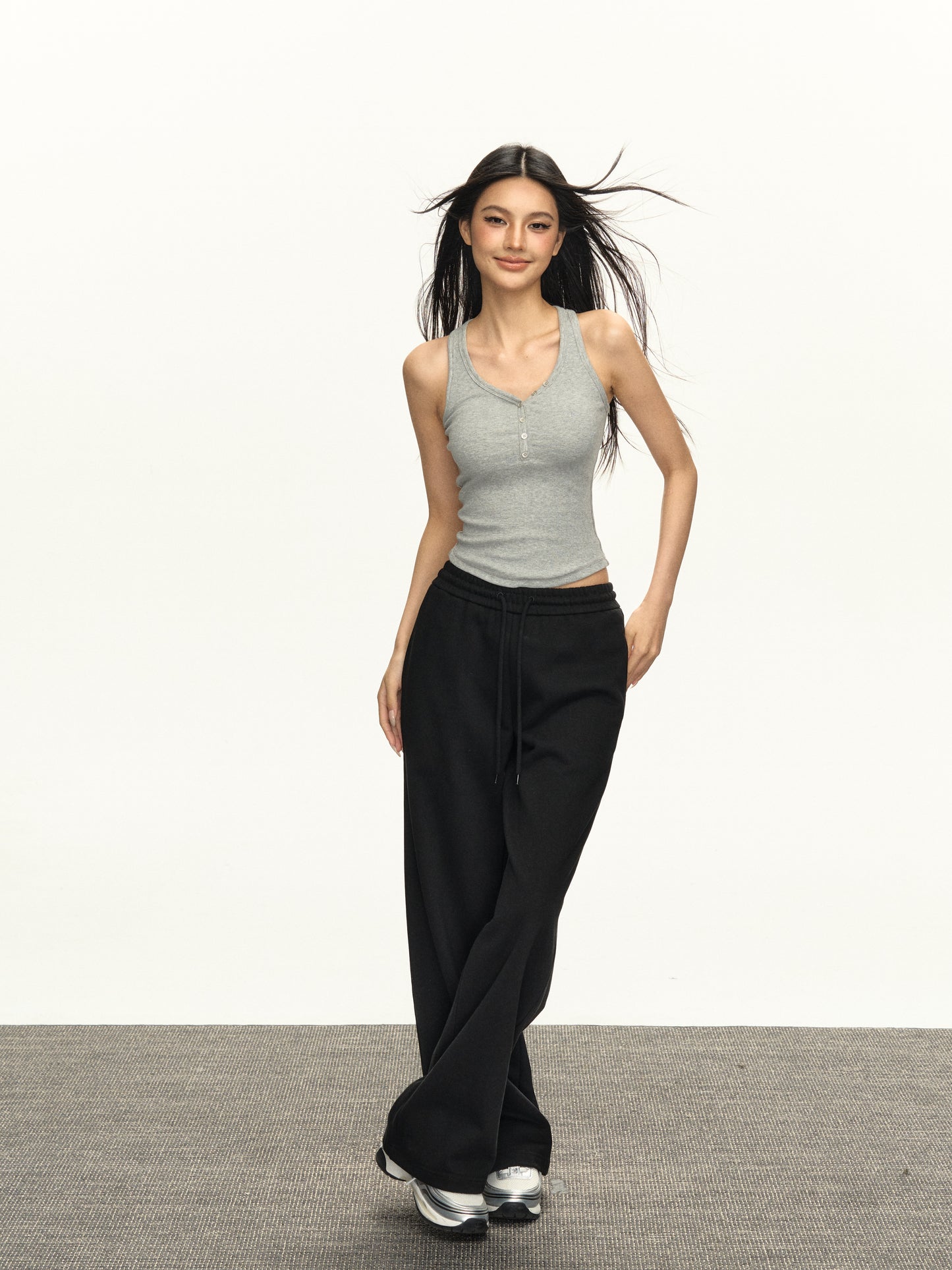 Roxanne Tank