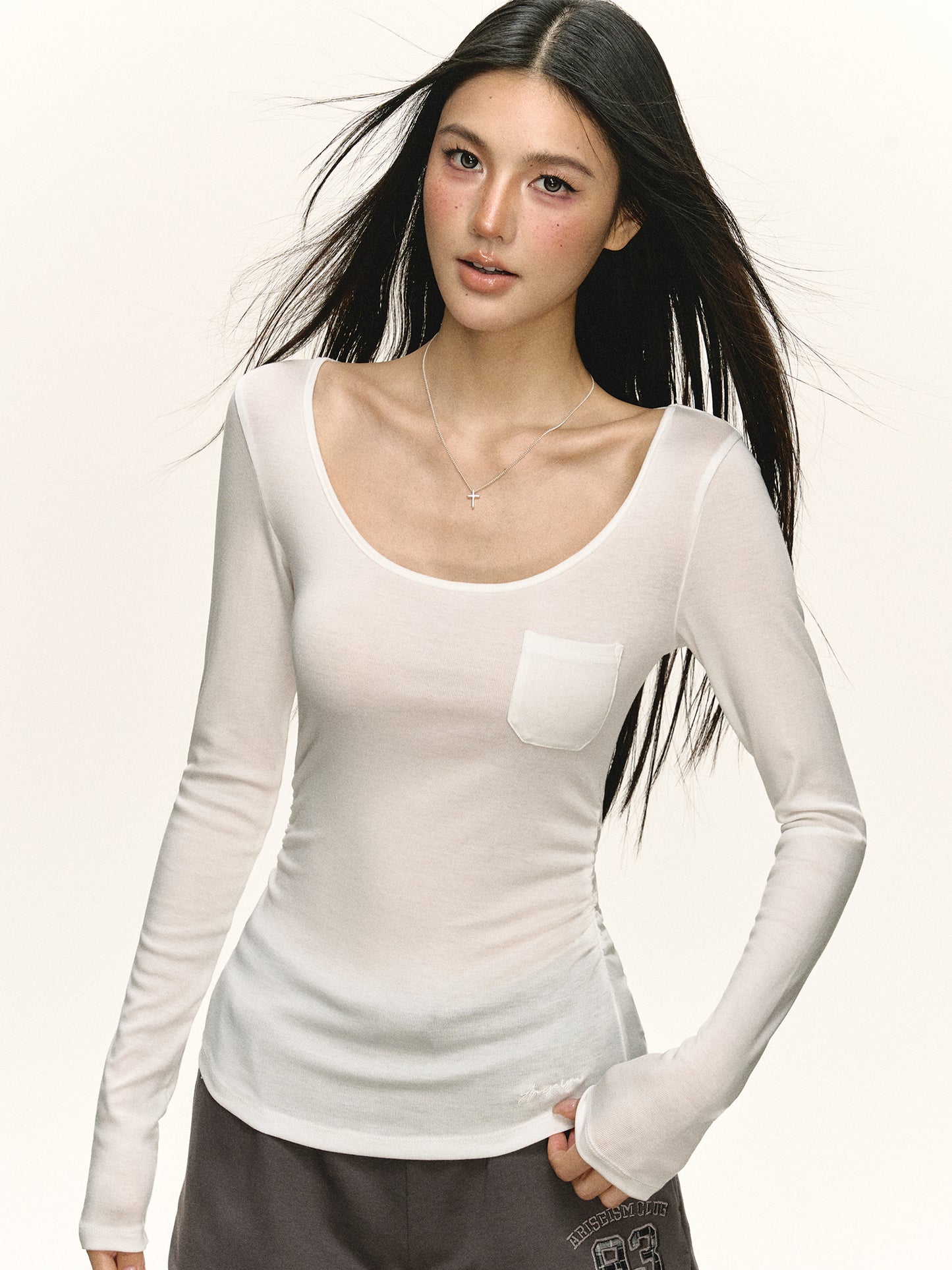 Leoue Long Sleeves