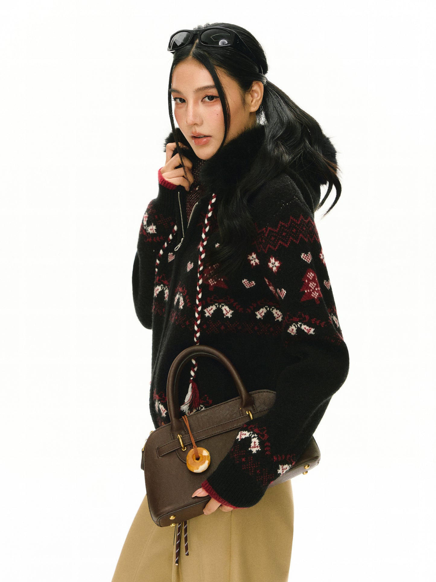Veyra Cynara Sweater