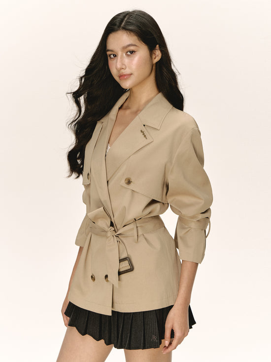 Della windbreaker