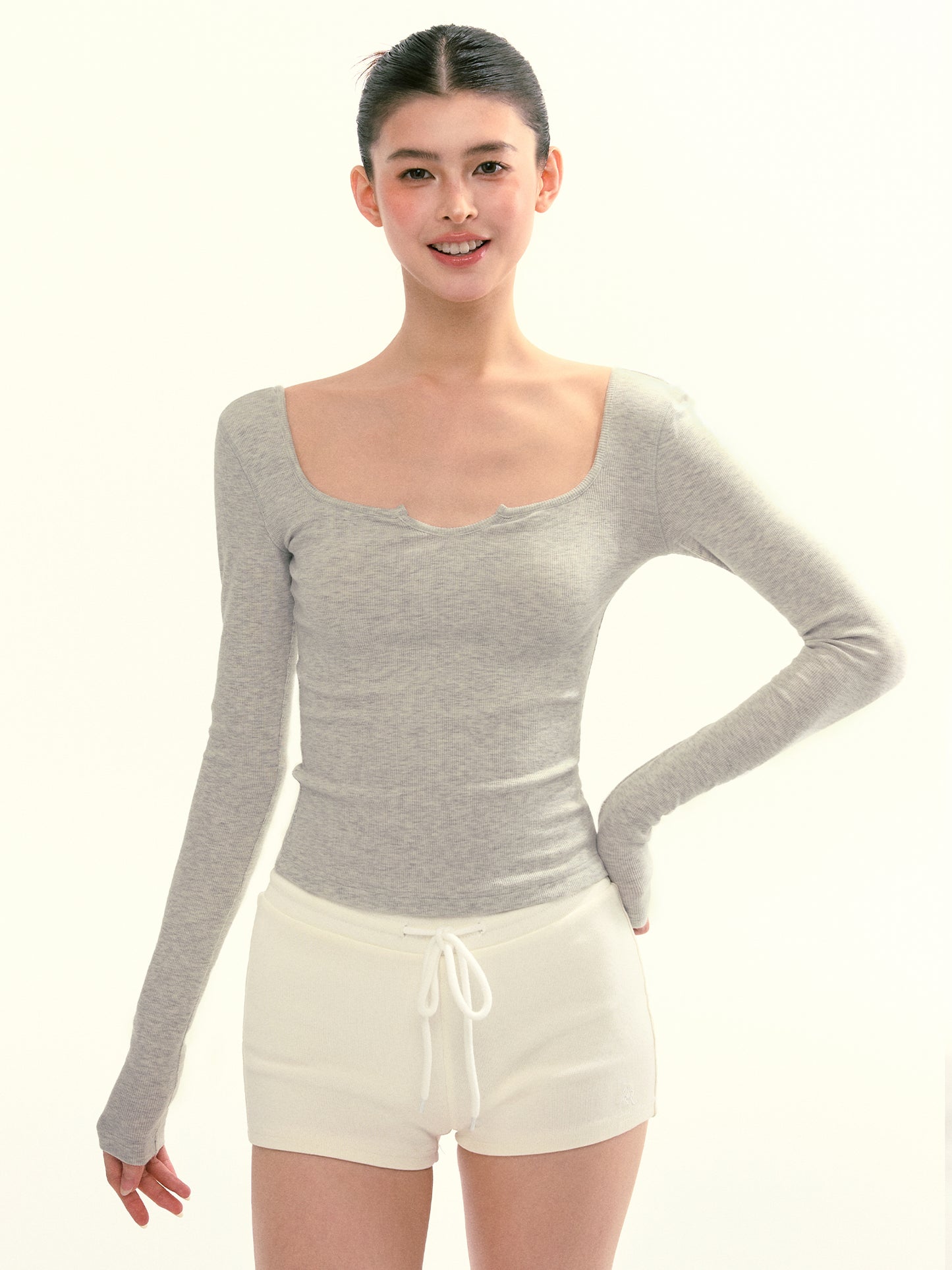 Oeoel Long Sleeves