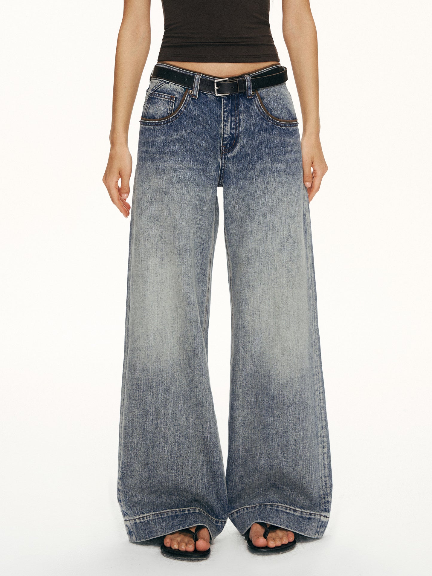 Cyneria Jeans