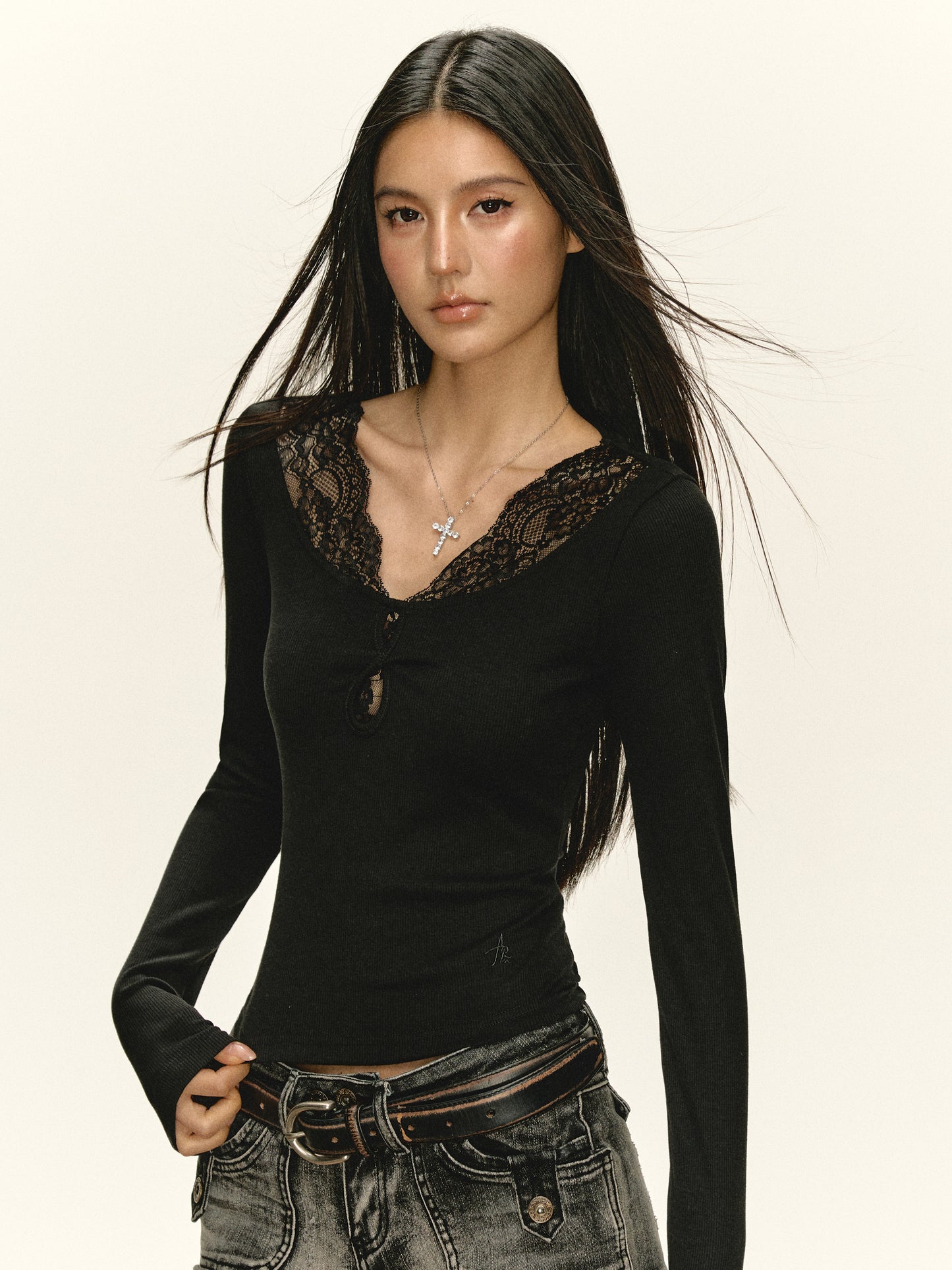 Elodie Long sleeves