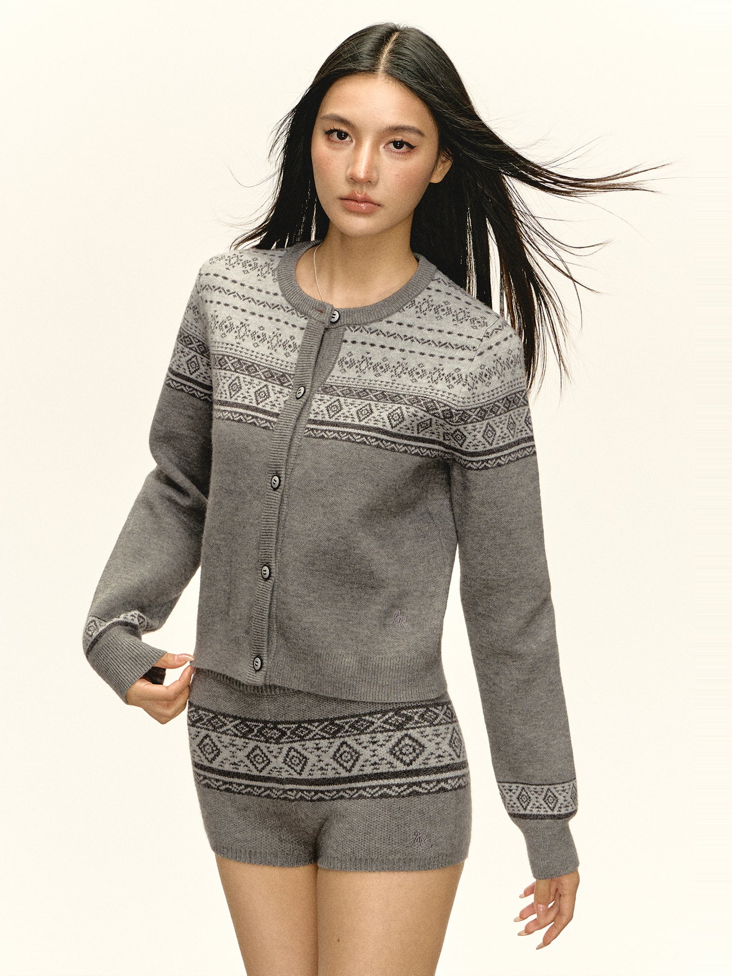 Vesha sweater suit
