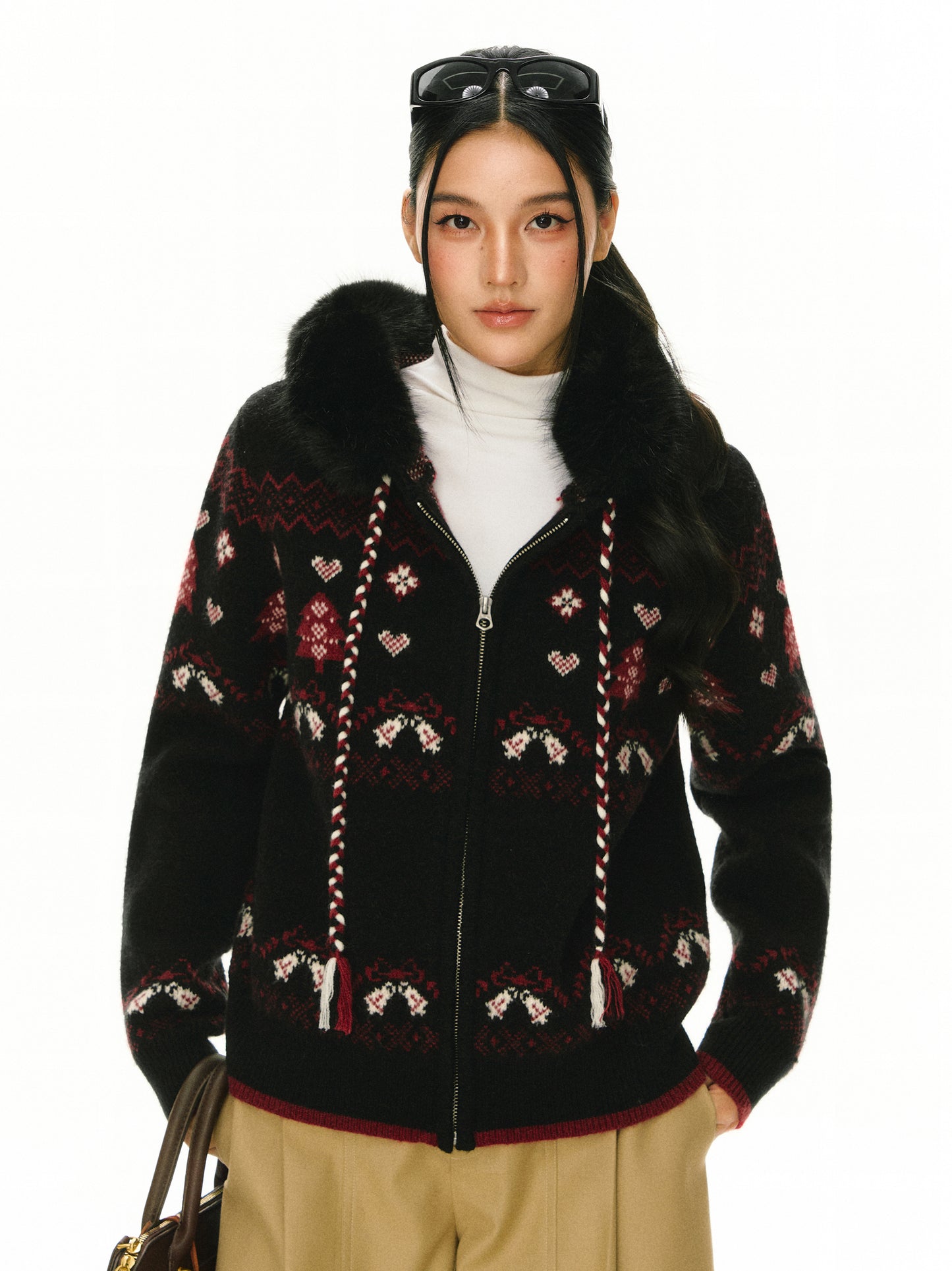Veyra Cynara Sweater