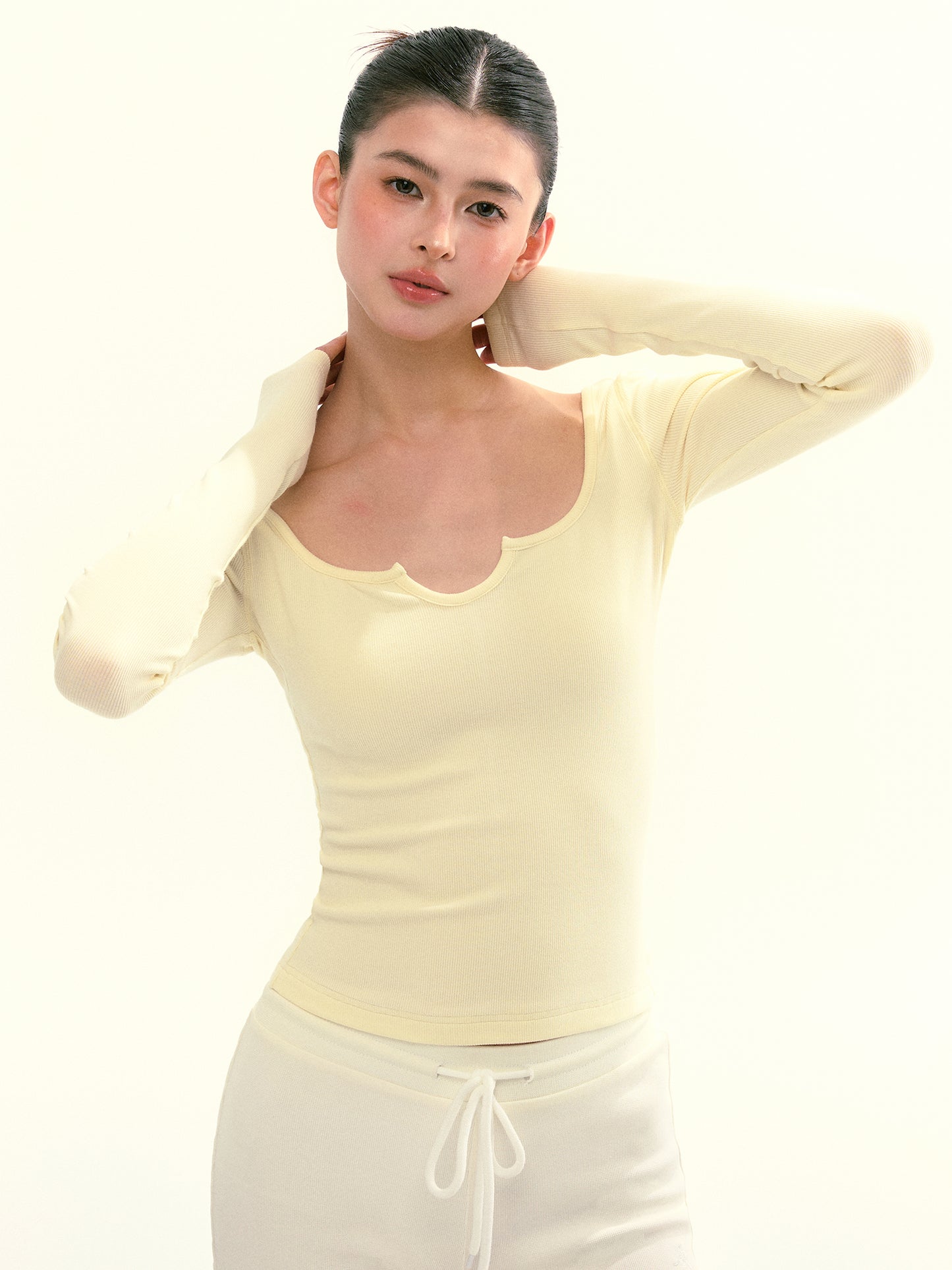 Oeoel Long Sleeves