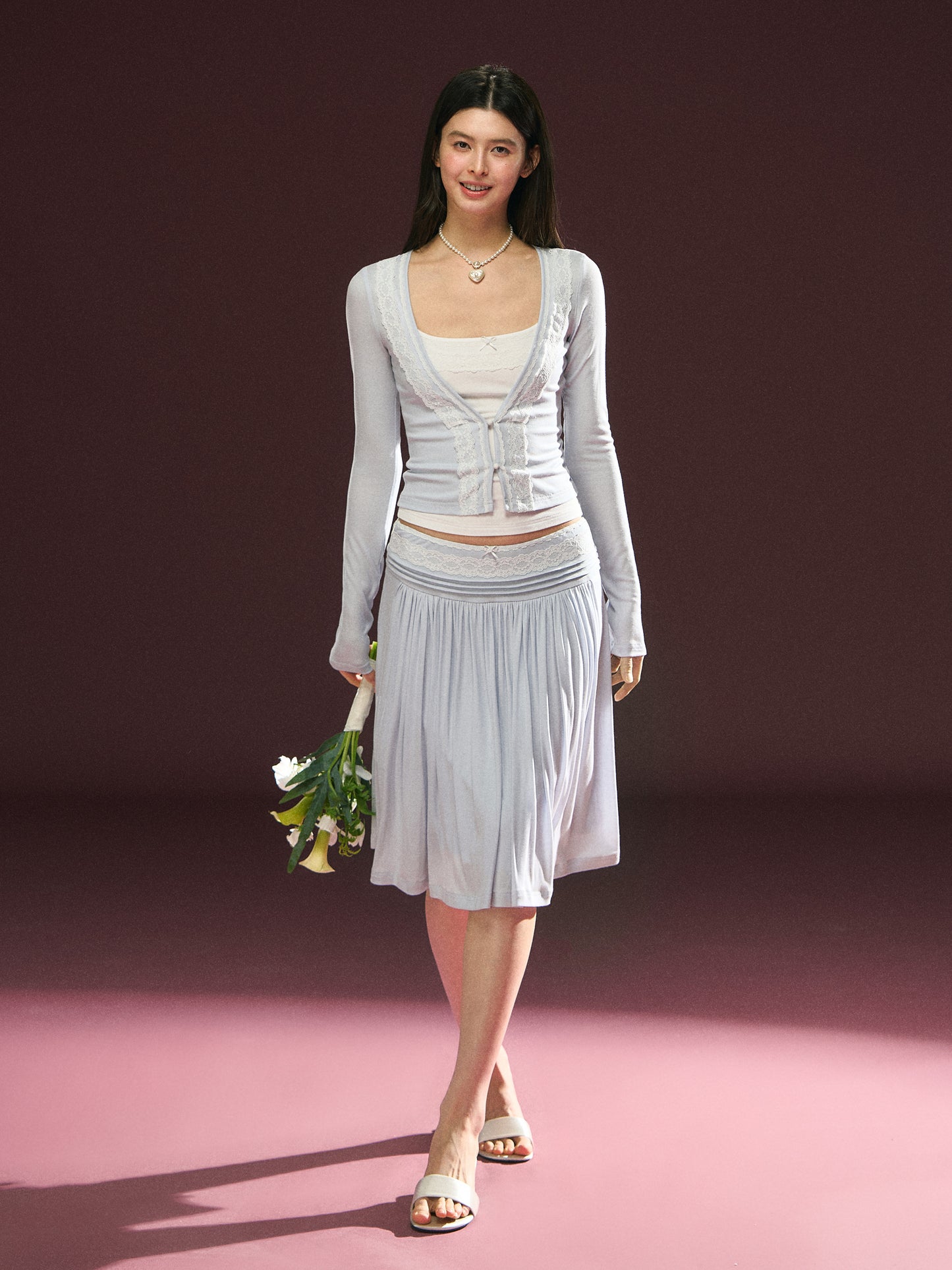 Zuri  Elodie Sage  set