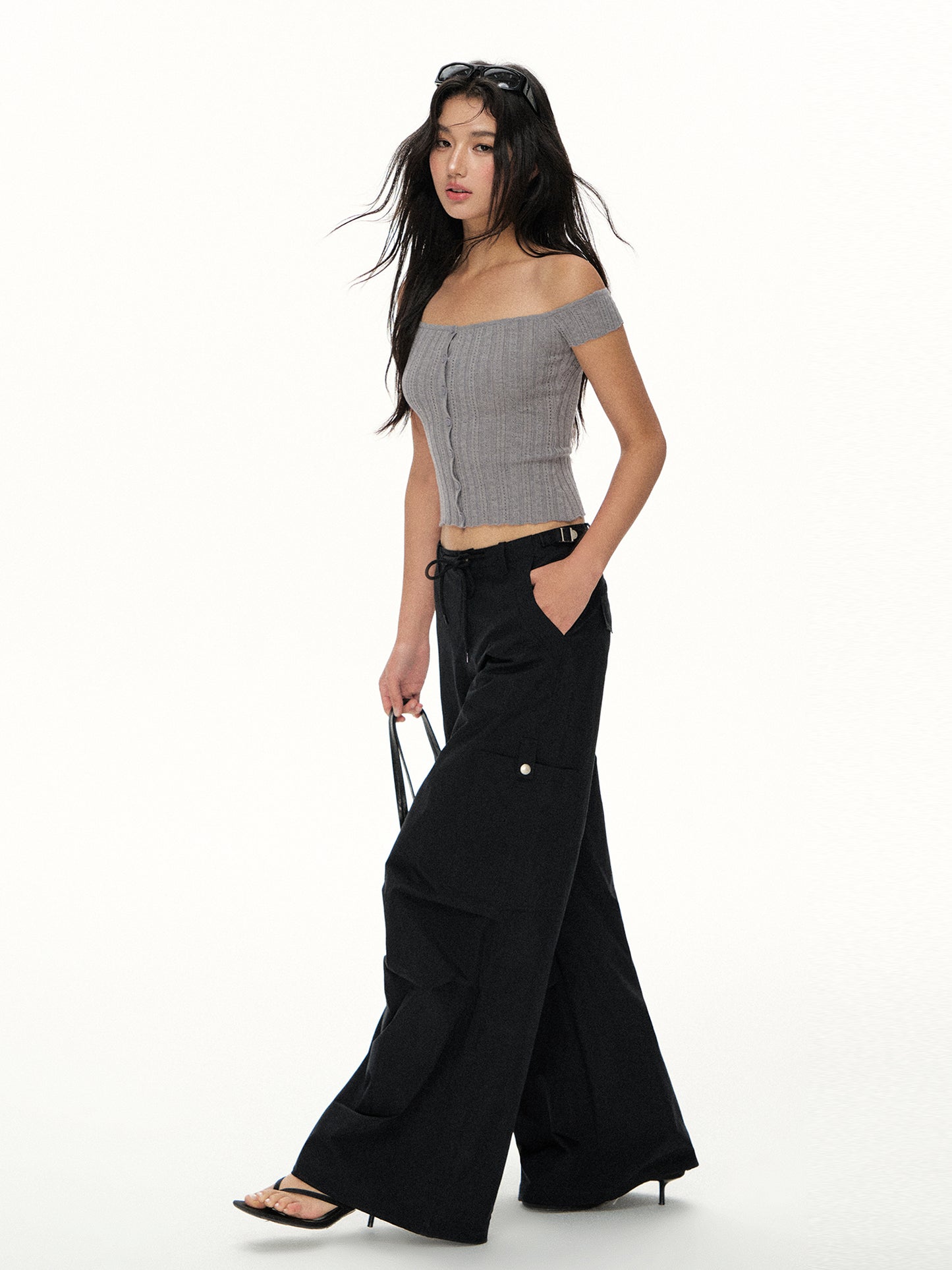 Julia  Tee