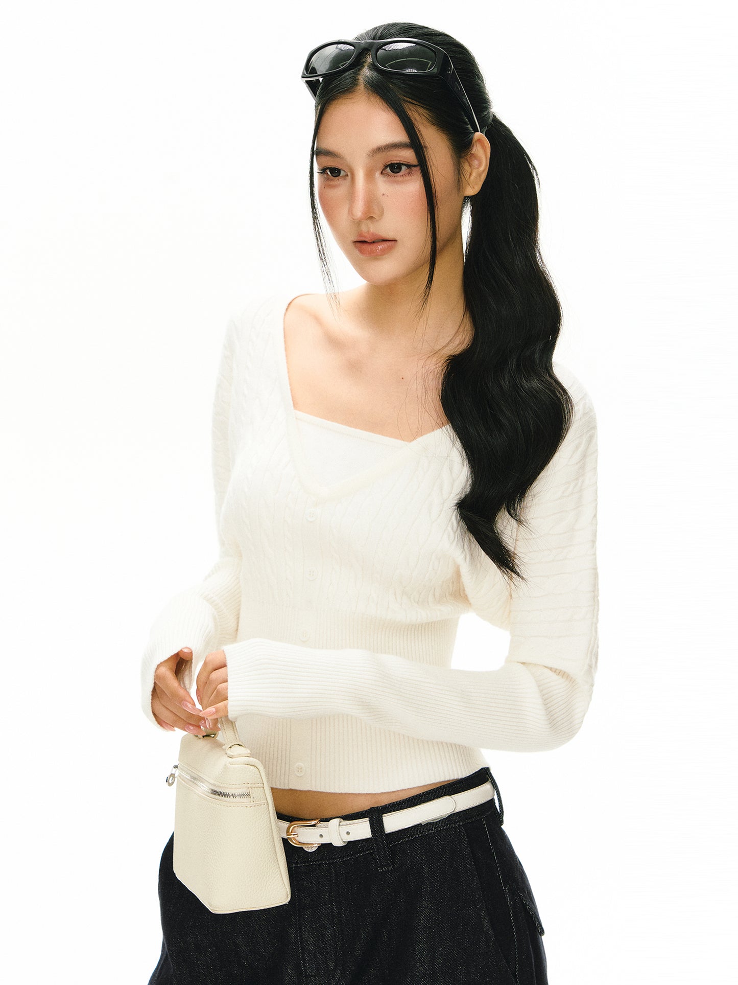 Veyra Sweater