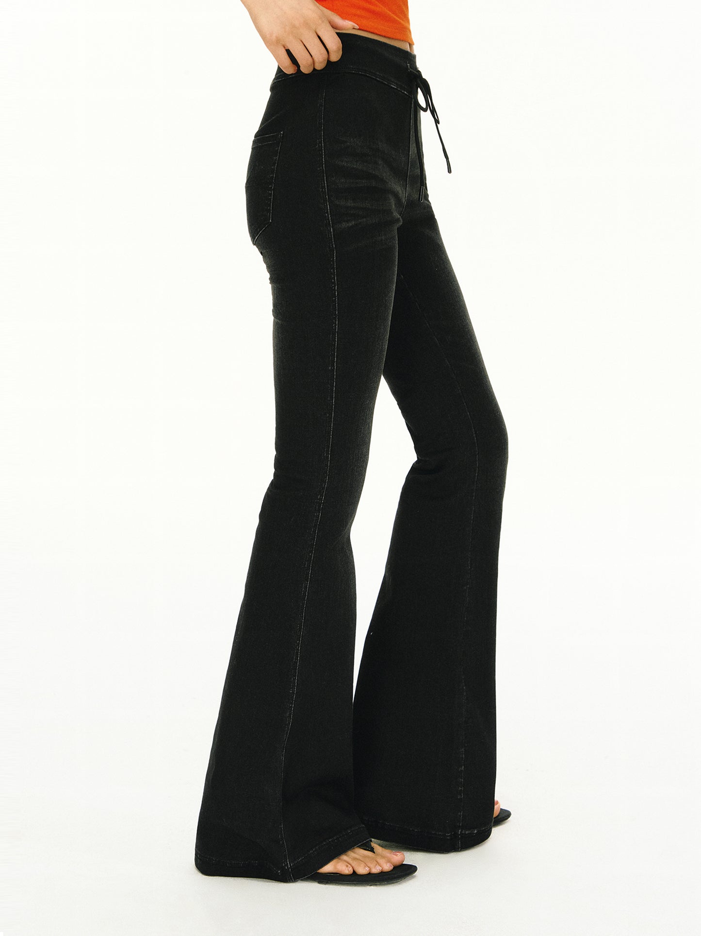 Veyra Honoria Pants