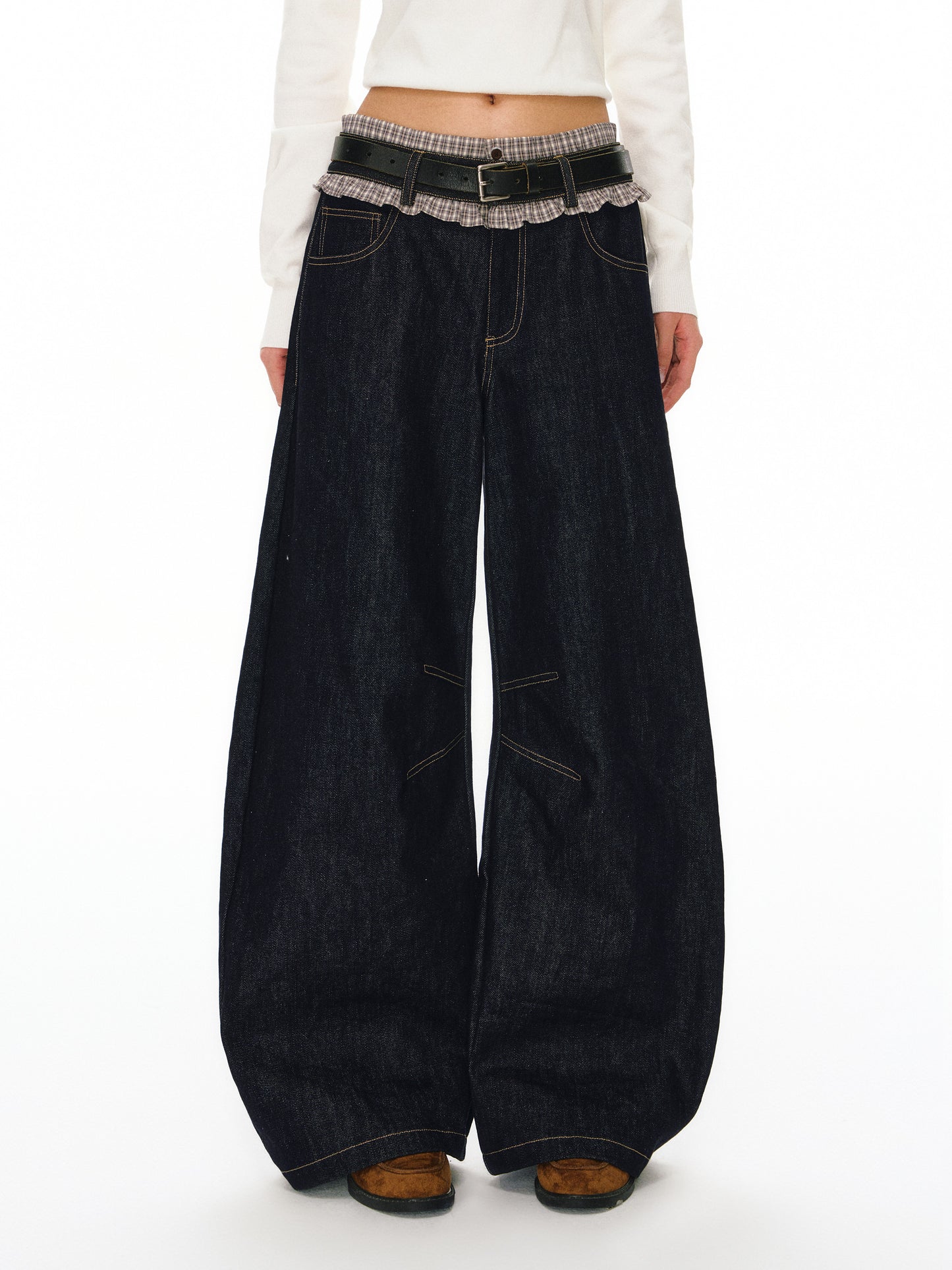 Elara Jeans
