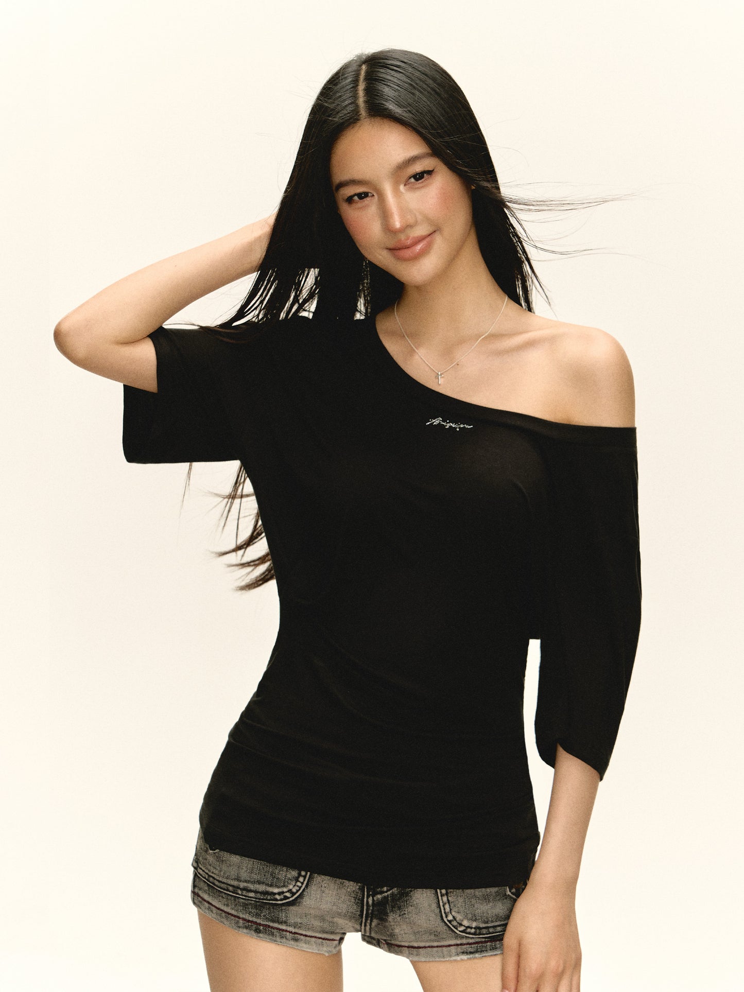 Leona T-shirt