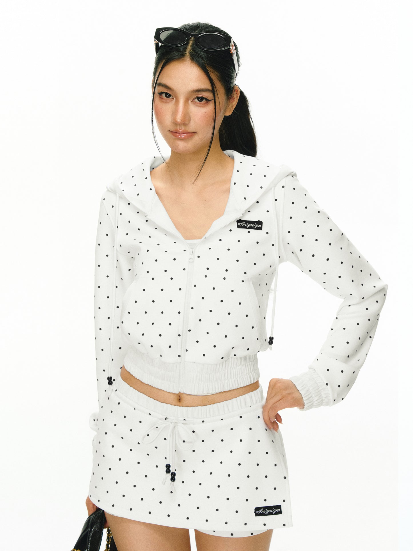 Ines suit